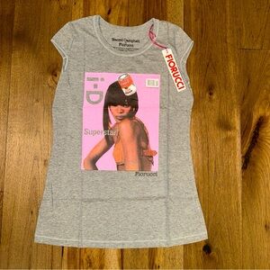 NEW NWT FIORUCCI GRAY MEDIUM Naomi Campbell Printed T-Shirt Original Price $165